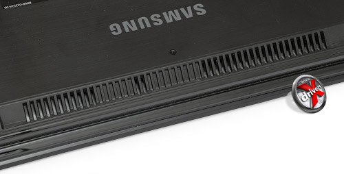Вентиляционные отверстия сверху Samsung T23A750