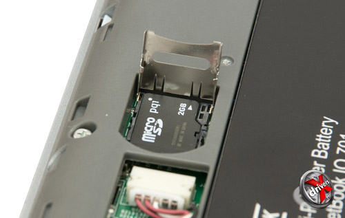 Карта памяти microSD в PocketBook IQ 701. Рис. 1
