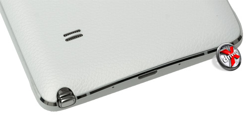 Задняя крышка Samsung Galaxy Note 4 сделана под кожу