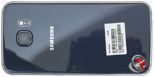 Samsung Galaxy S6. Вид сзади
