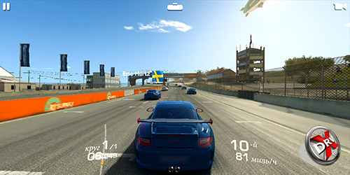  Игра Real Racing 3 на Huawei P smart