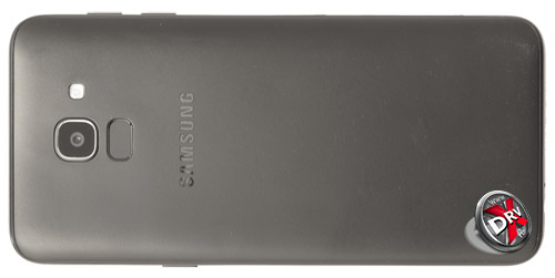 Samsung Galaxy J6 (2018). Вид сзади