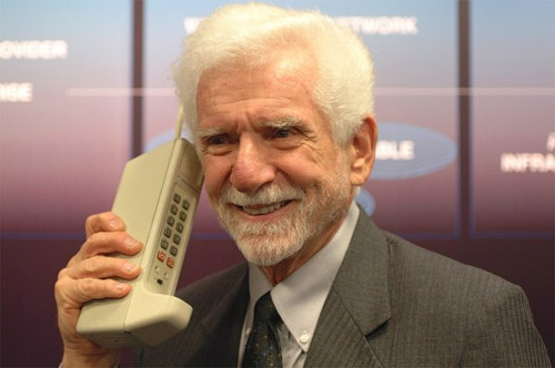    Motorola DynaTAC