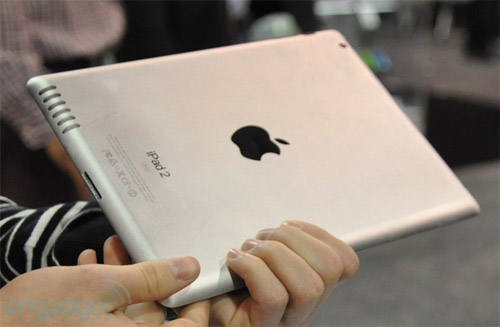 Apple iPad 2. Вид сзади