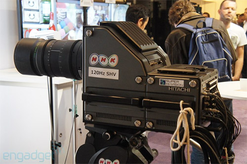 Ультрачеткая 8K-камера NHK снимает 120 кадров секунду