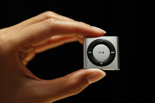 Apple iPod shuffle     Apple Watch