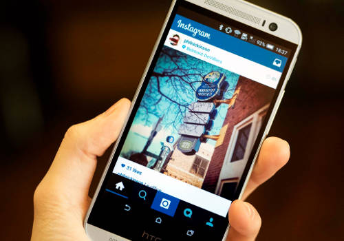 Instagram отказывается от хронологической ленты
